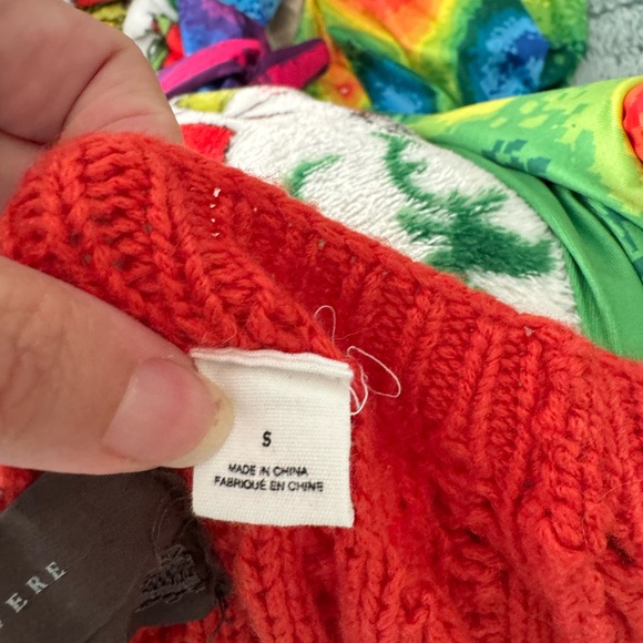 Burnt orange Guinevere sweater size small. - Picture 5 of 9